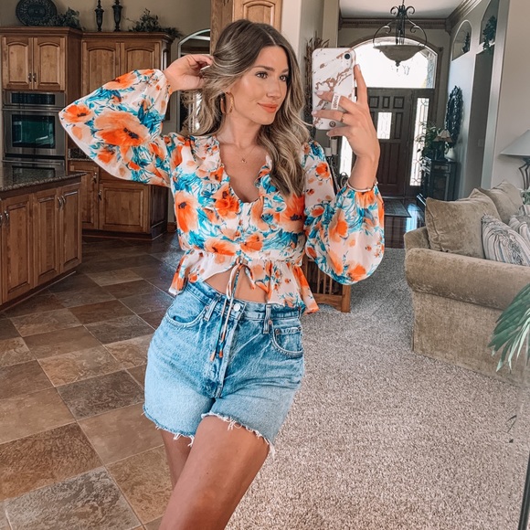 Meet your Posher, Emily - Picture 4 of 7